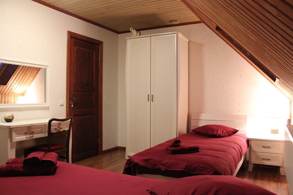 Krapi Guesthouse Treimani Room photo